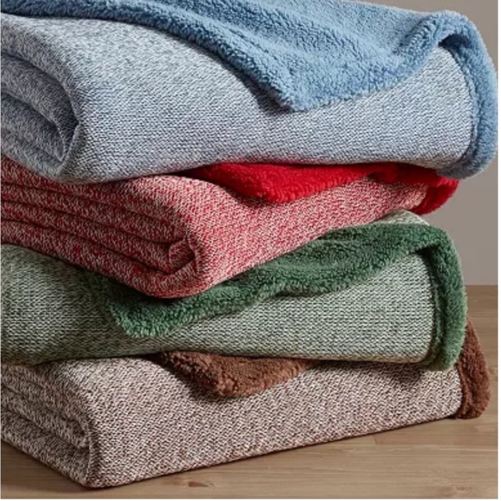 Throw Blanket FIRESIDE HOME Heathered Knit 50x60 Brown or Blue NWT Reatil $60